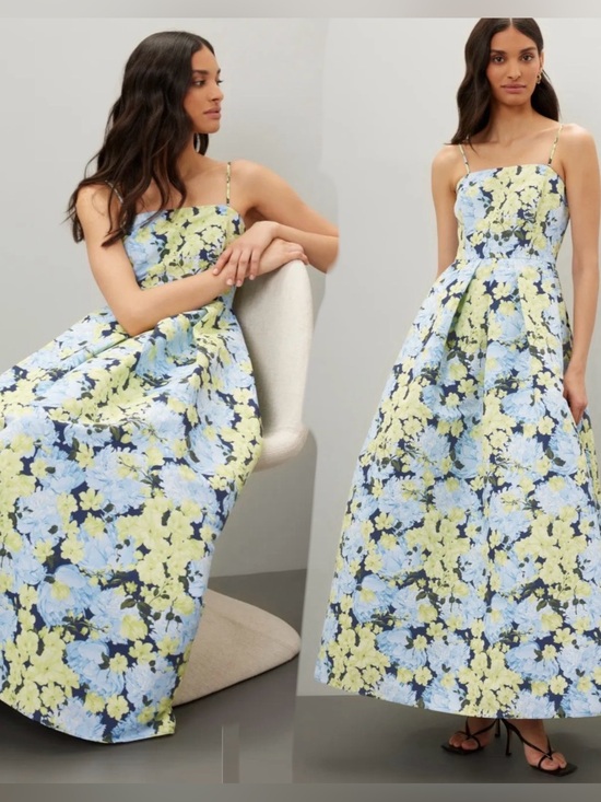 Sachin + Babi Dresses & Skirts - SACHIN BABI Beau Gown
Floral Maxi Dress with Spaghetti Straps Sz 12